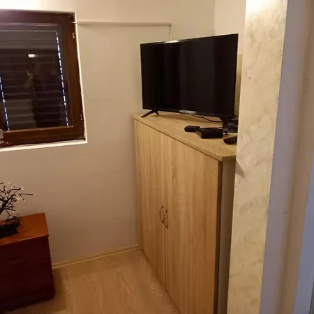 아파트 Medju Borovima *