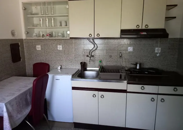 Medju Borovima 아파트 Vinci